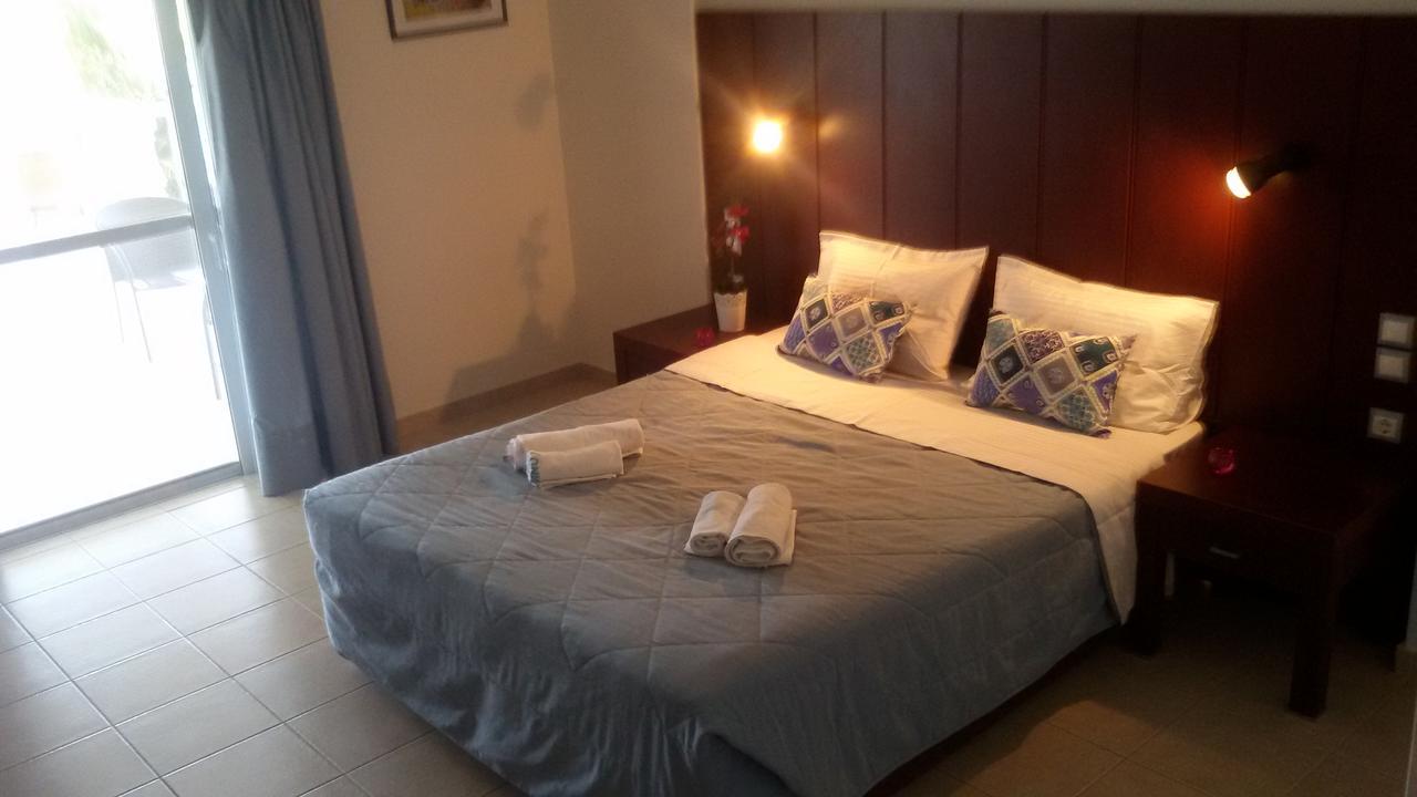 Ionion Star Hotel Tholon 外观 照片