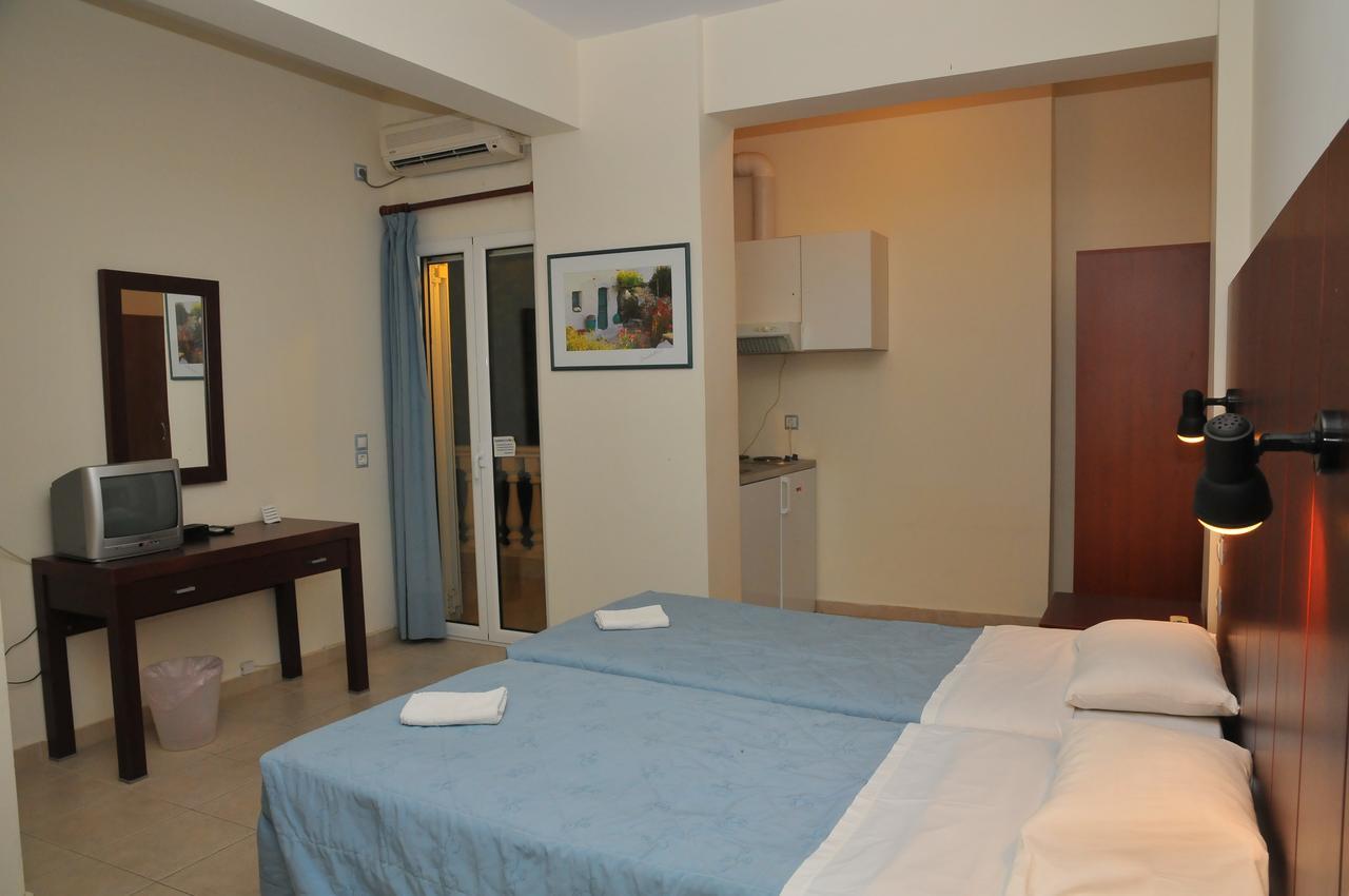 Ionion Star Hotel Tholon 外观 照片